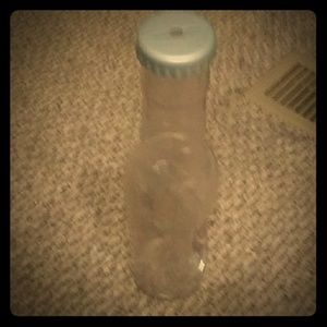 Im selling a piggy bank